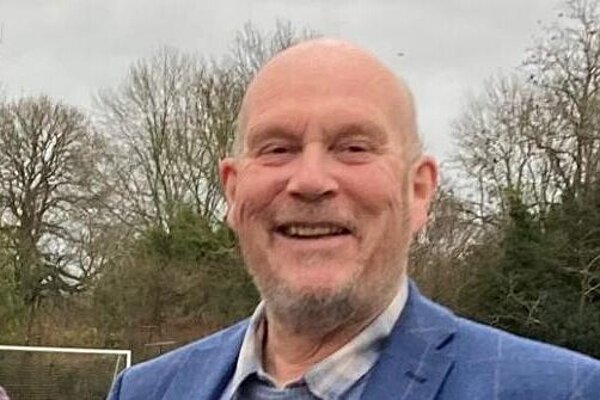 Photo of Cllr Doug Dew